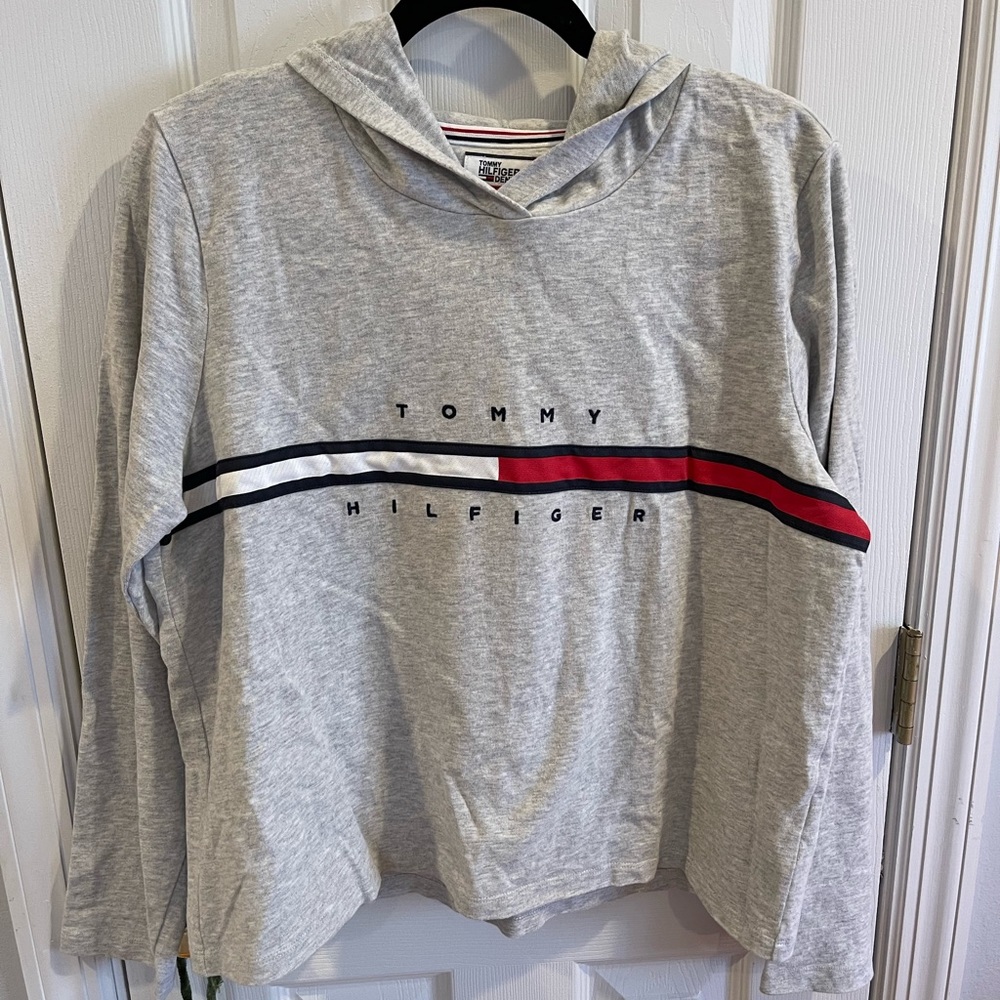 Tommy Hilfiger Top Size Large